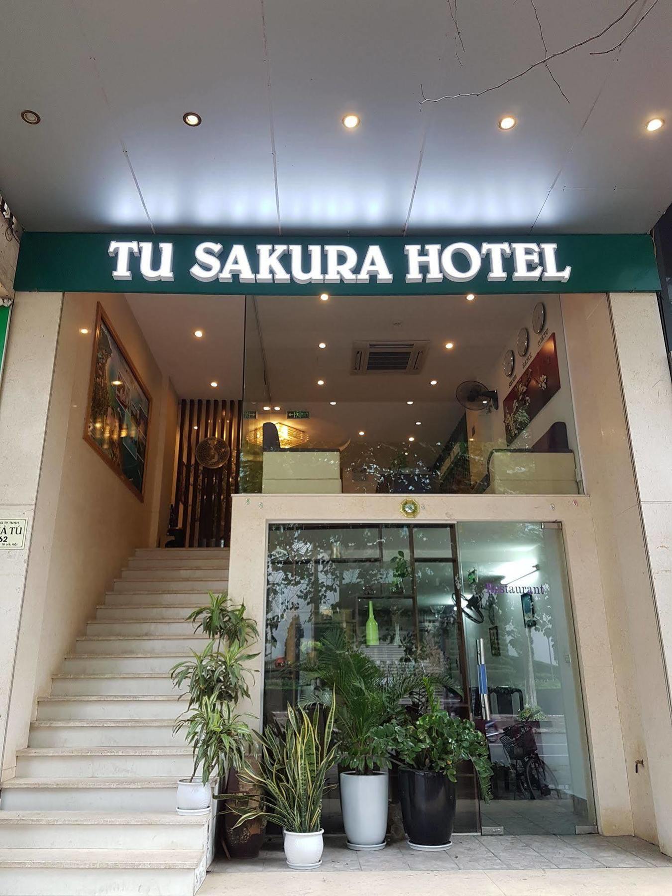 Oyo 1162 Tu Sakura Hotel Hanoï Extérieur photo